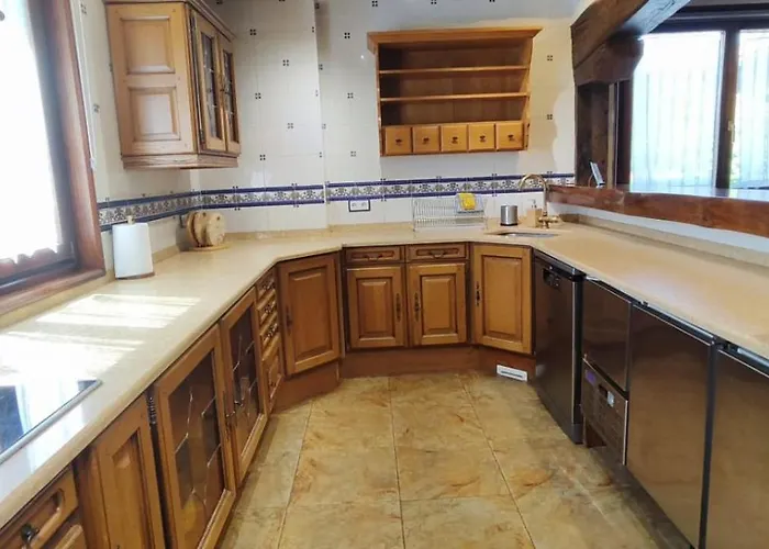 Вілла Dolaretxe *